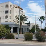 M\'Paradise